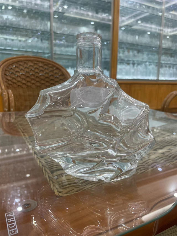 玻璃酒瓶廠家直發